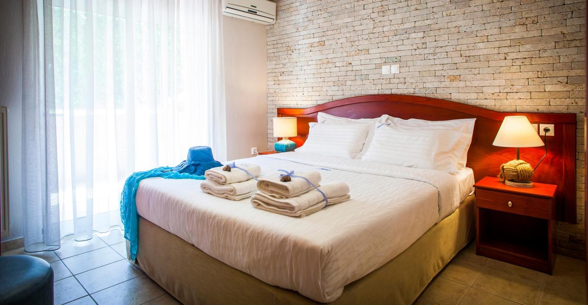 Villa Teresa Luxury Suites Limenas  Bagian luar foto